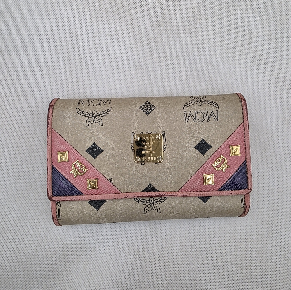 MCM Beige Logo Wallet with Pink and Navy Trim - Picture 3 of 7